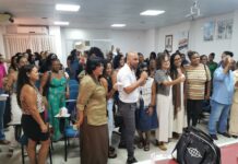 Brasil: Con auditorio lleno, SINTRACOM-BA celebra la Marcha de las Mujeres